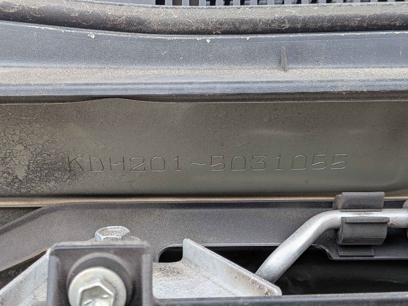  31546  TOYOTA HIACE  2017  