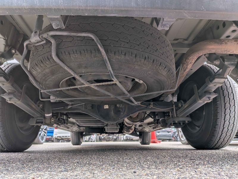  31546  TOYOTA HIACE  2017  