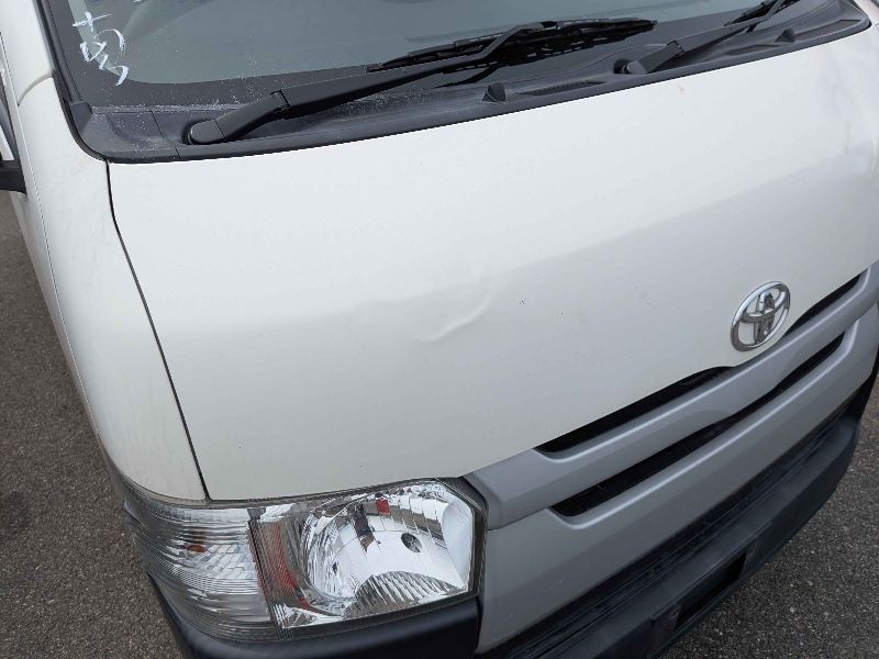  31546  TOYOTA HIACE  2017  