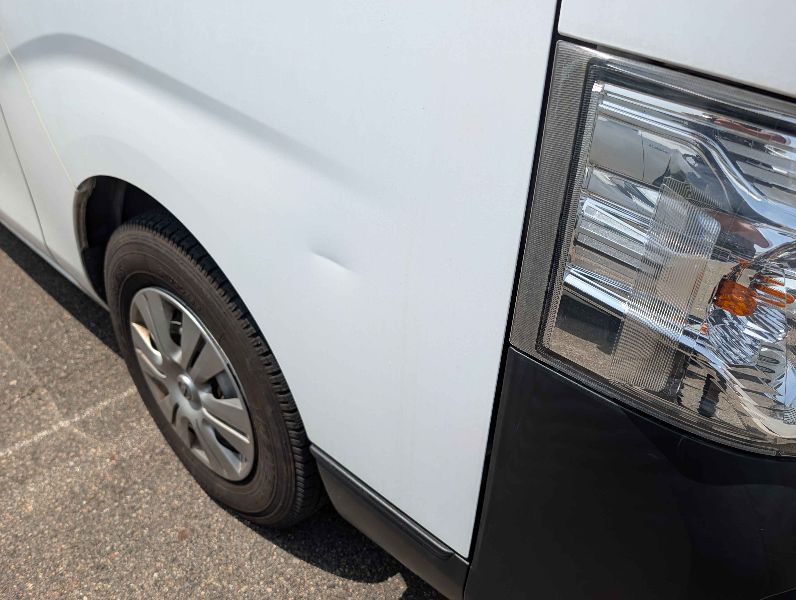  31547  NISSAN CARAVAN  2017  
