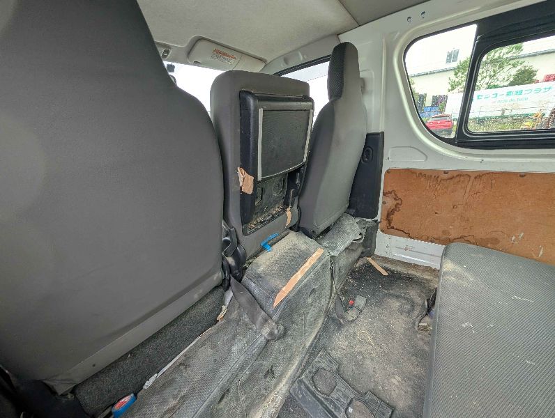  31554  TOYOTA REGIUS  2018  