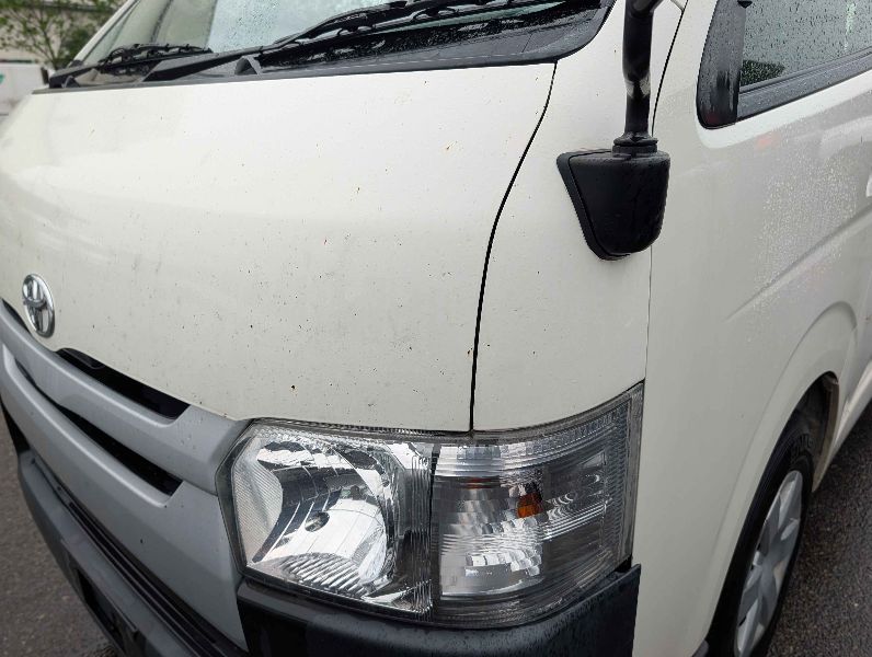  31554  TOYOTA REGIUS  2018  
