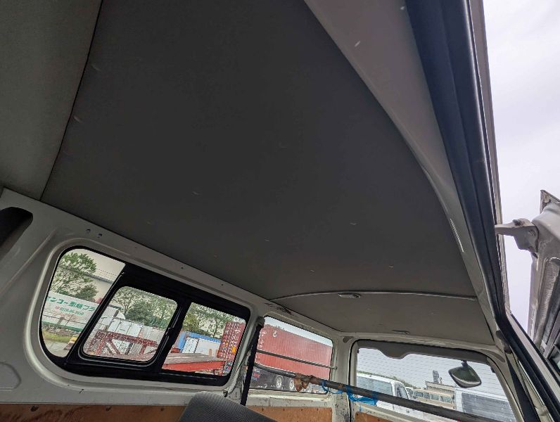  31554  TOYOTA REGIUS  2018  
