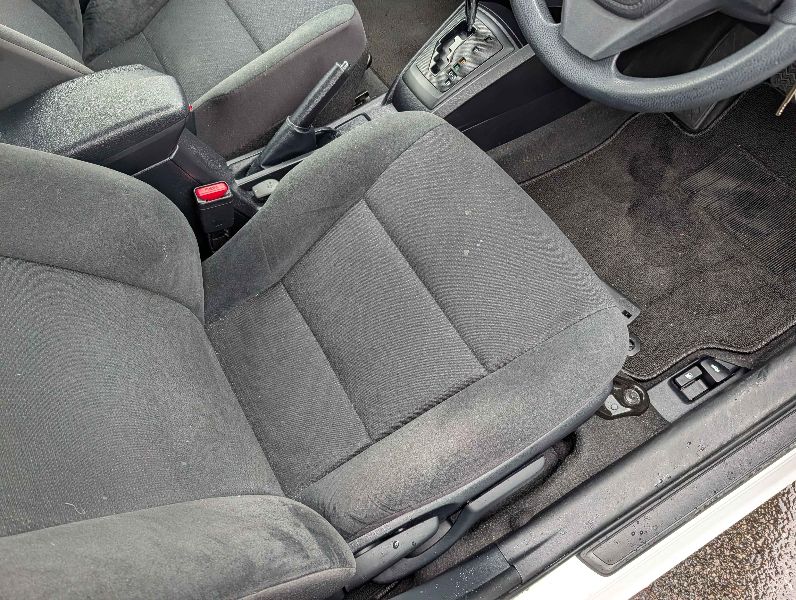  31555  TOYOTA COROLLA AXIO  2018  