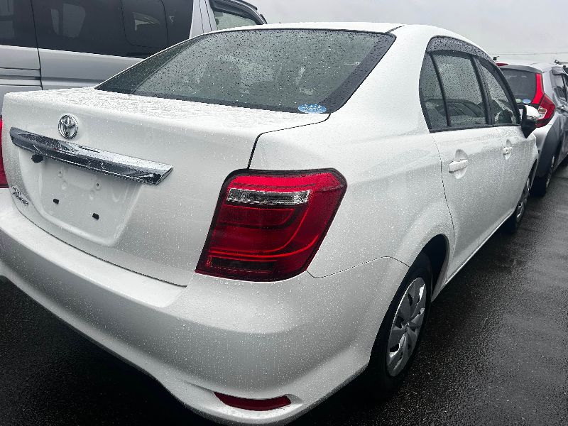  31556  TOYOTA COROLLA AXIO  2018  