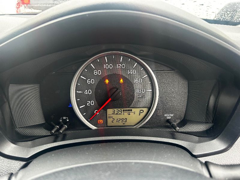  31556  TOYOTA COROLLA AXIO  2018  