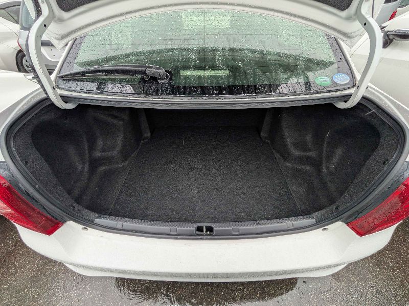  31557  TOYOTA COROLLA AXIO  2018  
