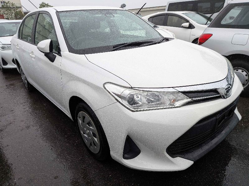  31557  TOYOTA COROLLA AXIO  2018 