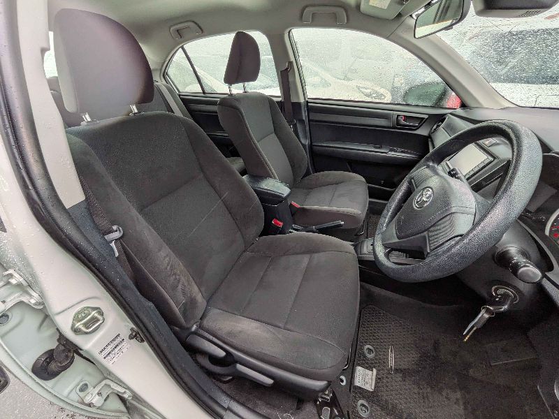  31557  TOYOTA COROLLA AXIO  2018  