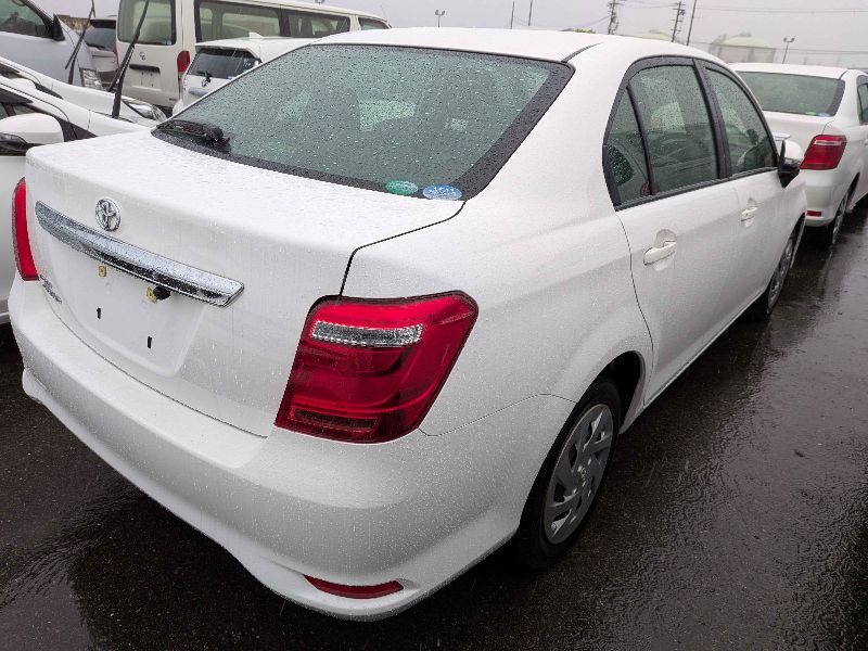  31557  TOYOTA COROLLA AXIO  2018  