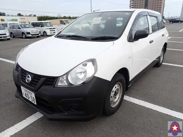  31558  NISSAN AD  2018 