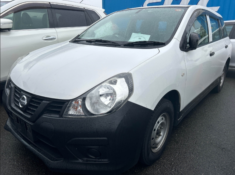  31558  NISSAN AD  2018  