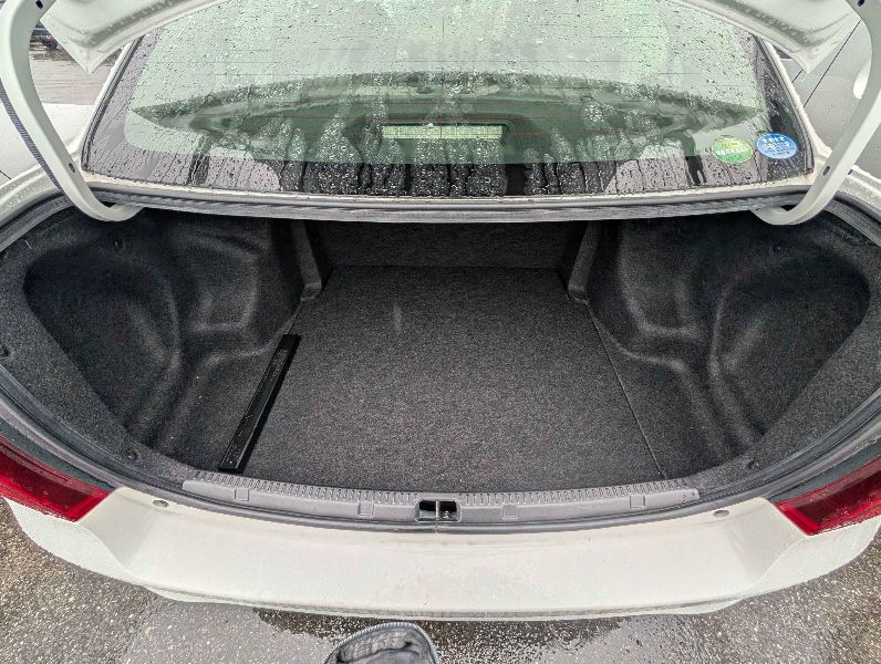  31560  TOYOTA COROLLA AXIO  2017  