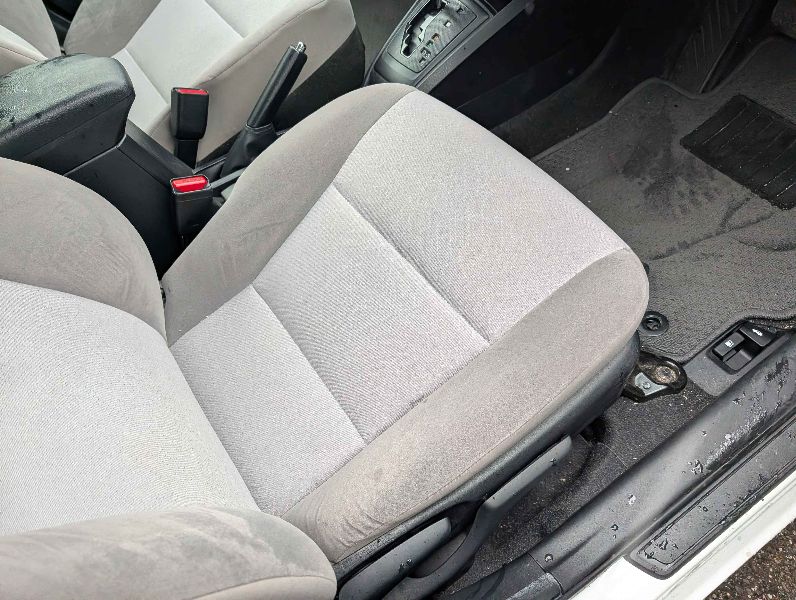  31560  TOYOTA COROLLA AXIO  2017  
