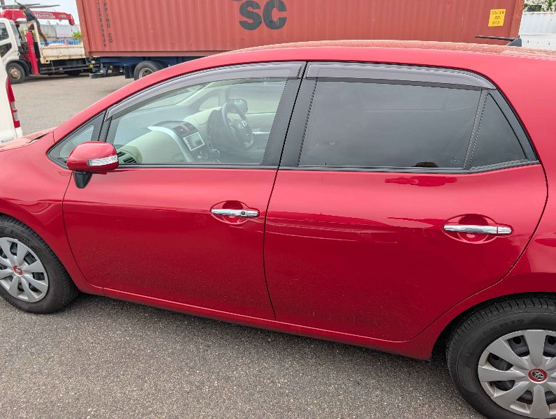  31561  TOYOTA AURIS  2010  