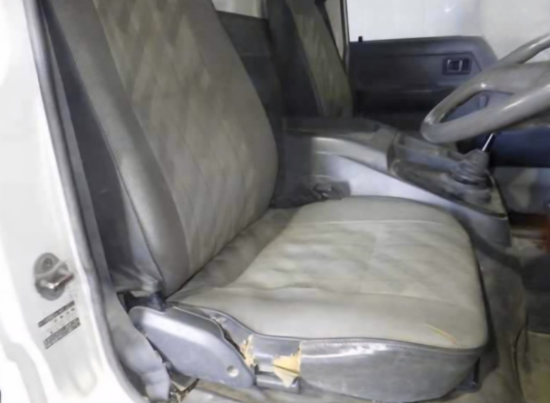 31565  TOYOTA DYNA  1994  