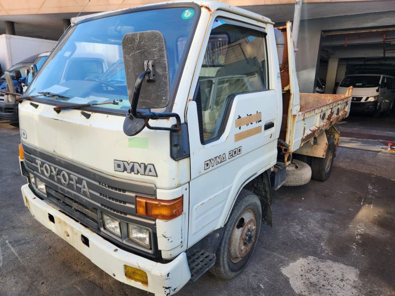  31565  TOYOTA DYNA  1994  