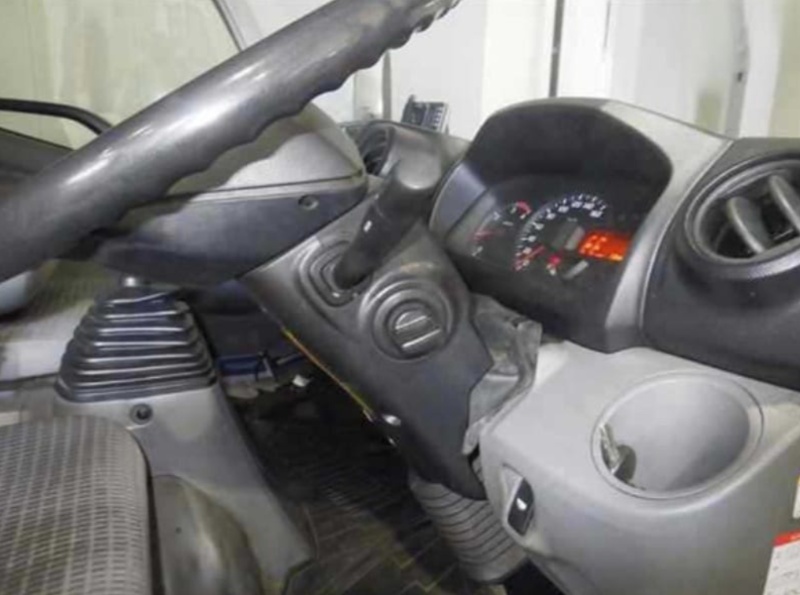  31567  HINO DUTRO  2017  