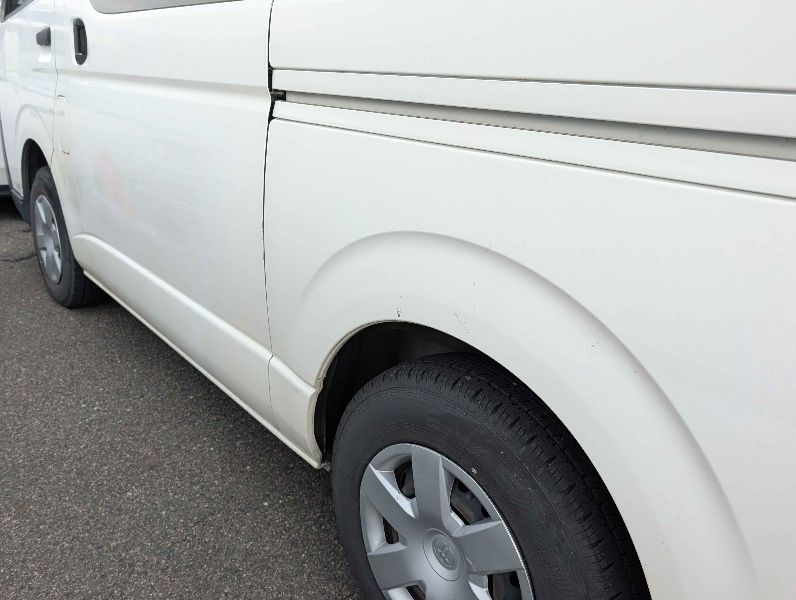  31590  TOYOTA HIACE  2017  