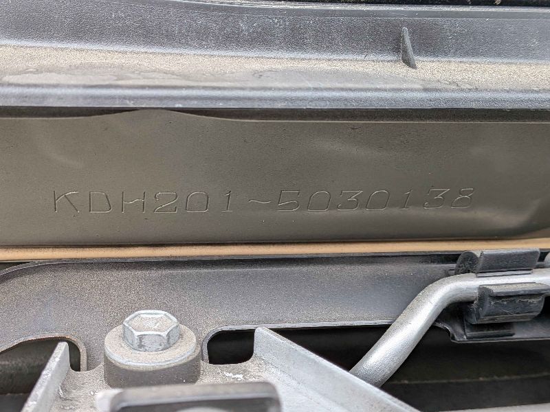  31590  TOYOTA HIACE  2017  