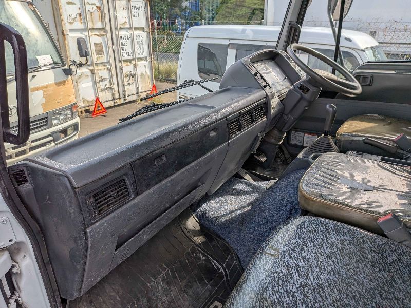  31597  HINO RANGER TRUCK  1999  