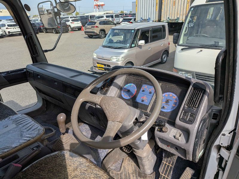  31597  HINO RANGER TRUCK  1999  