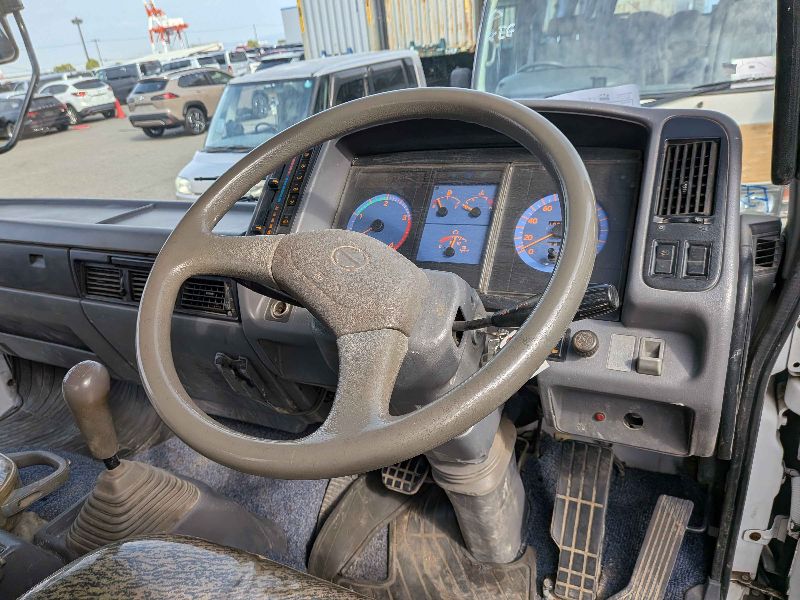  31597  HINO RANGER TRUCK  1999  