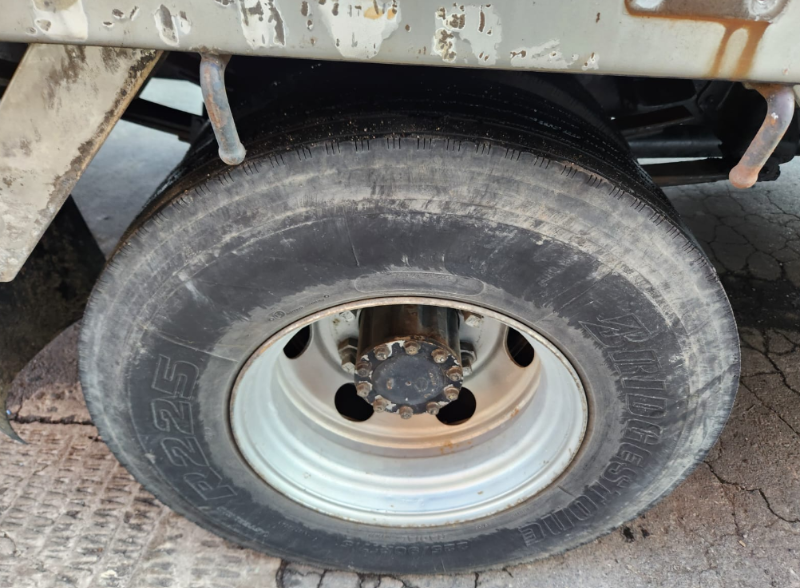  31597  HINO RANGER TRUCK  1999  