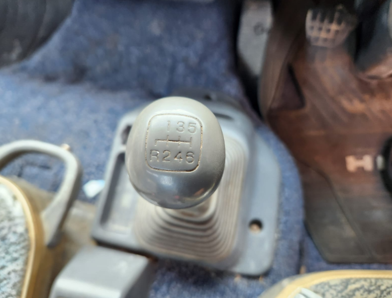  31597  HINO RANGER TRUCK  1999  