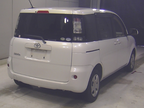  31602  TOYOTA SIENTA  2011  