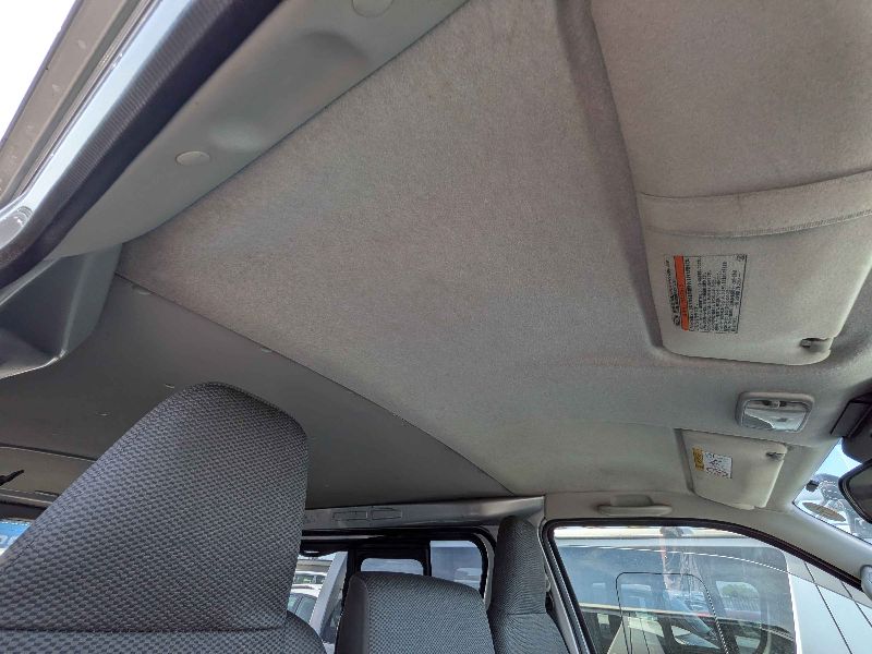  31603  TOYOTA HIACE REGIUS  2018  