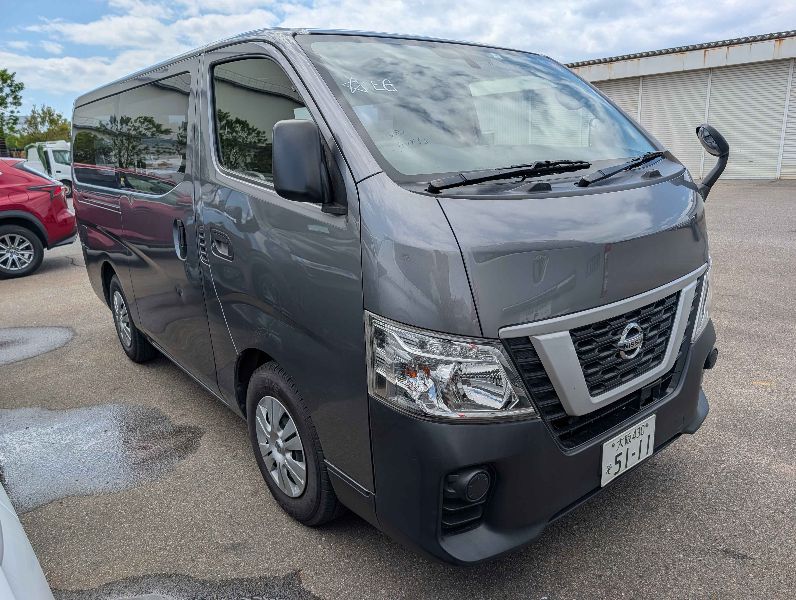  31604  NISSAN CARAVAN  2018 