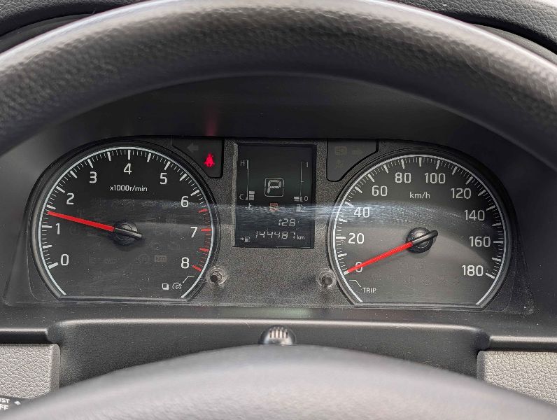  31604  NISSAN CARAVAN  2018  