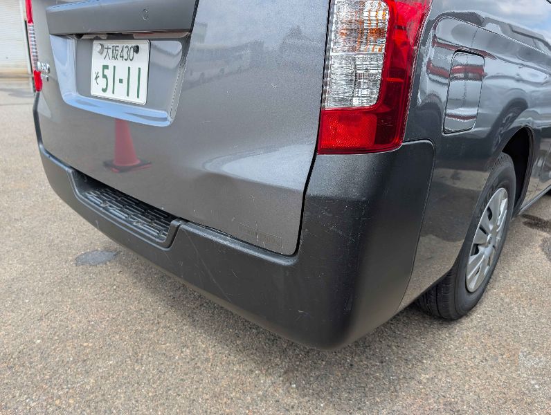  31604  NISSAN CARAVAN  2018  
