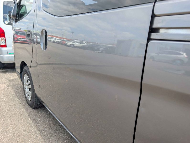  31604  NISSAN CARAVAN  2018  