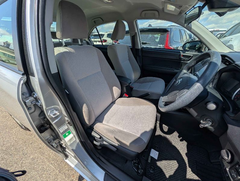  31605  TOYOTA AXIO  2017  