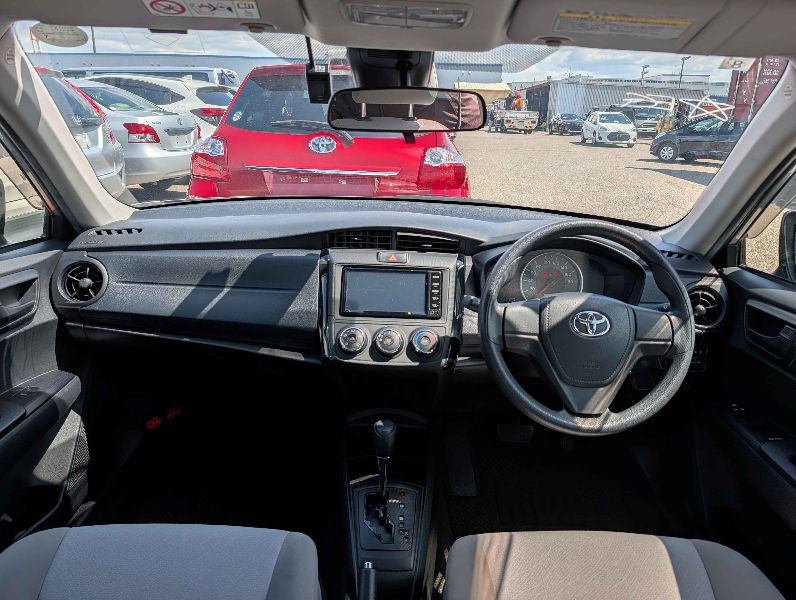  31605  TOYOTA AXIO  2017  