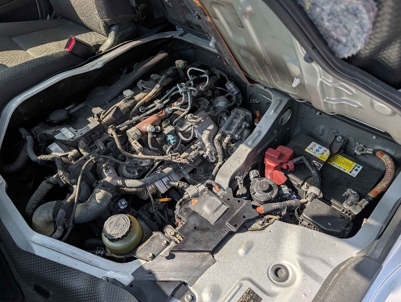  31606  TOYOTA HIACE  2017  