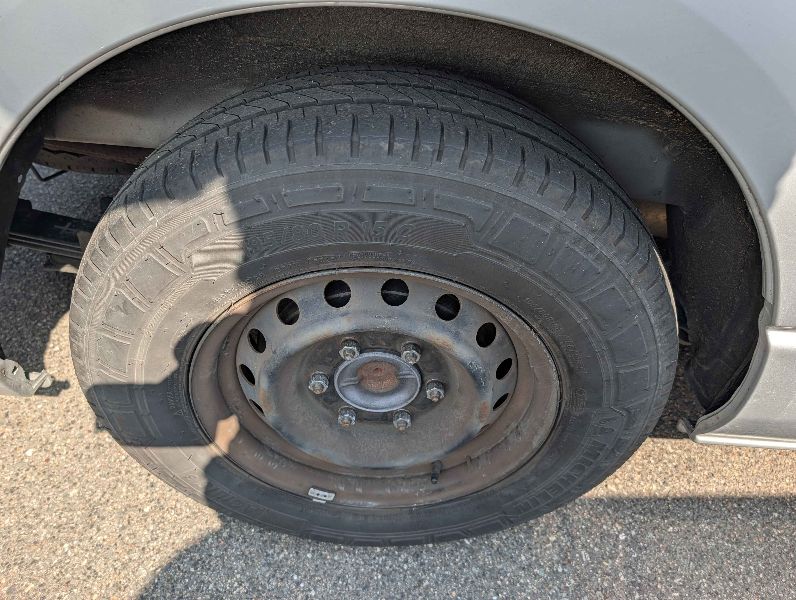  31606  TOYOTA HIACE  2017  
