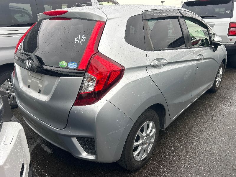  31608  HONDA FIT  2017  