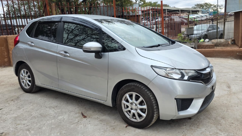  31608  HONDA FIT  2017  