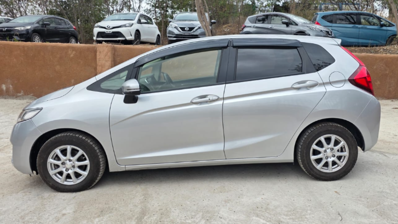  31608  HONDA FIT  2017  