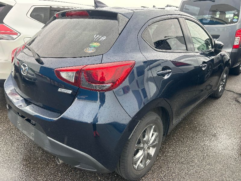  31609  MAZDA DEMIO  2017  