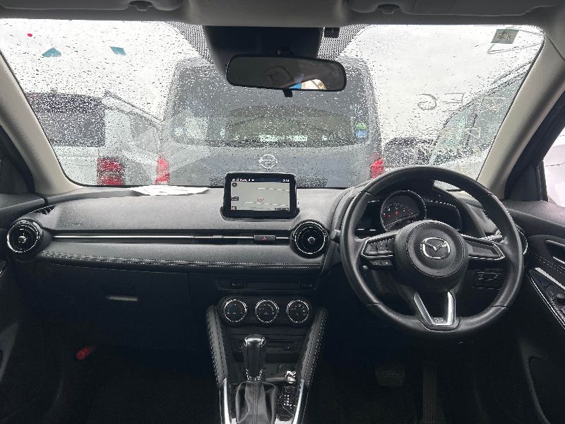  31609  MAZDA DEMIO  2017  