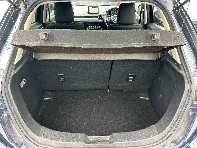  31609  MAZDA DEMIO  2017  