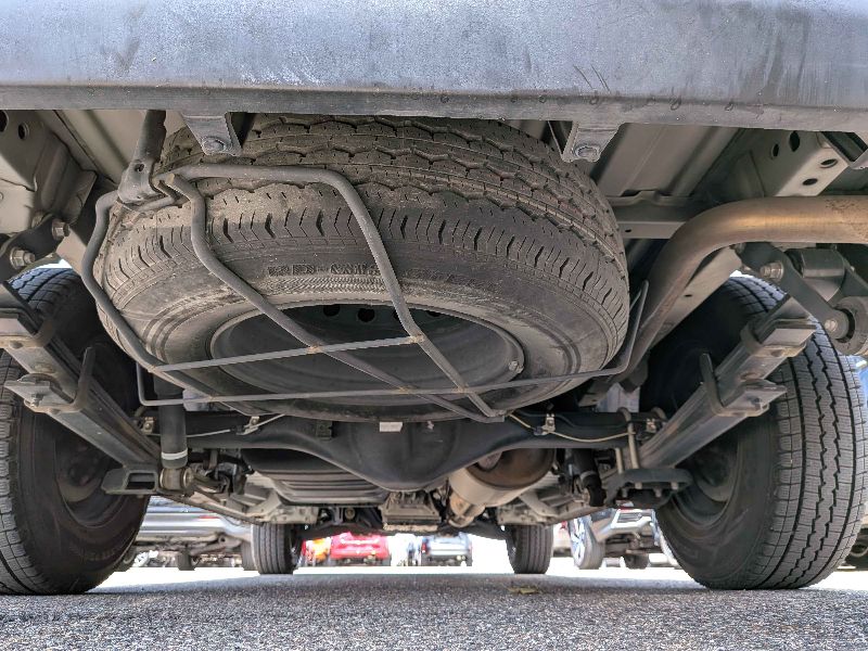  31610  TOYOTA HIACE  2018  