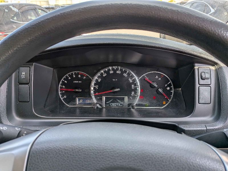  31610  TOYOTA HIACE  2018  
