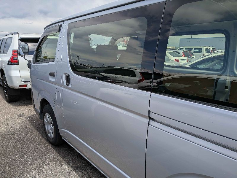  31621  TOYOTA HIACE  2018  