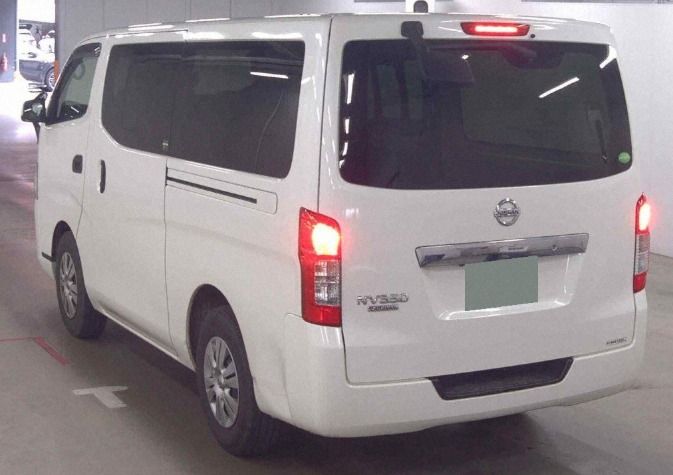  31627  NISSAN CARAVAN  2017  
