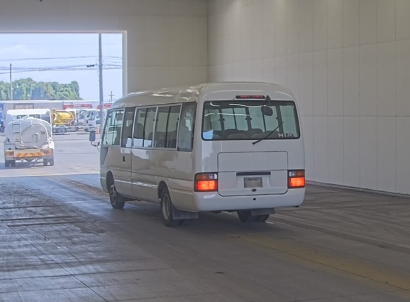  31630  HINO LIESSE BUS  2000  